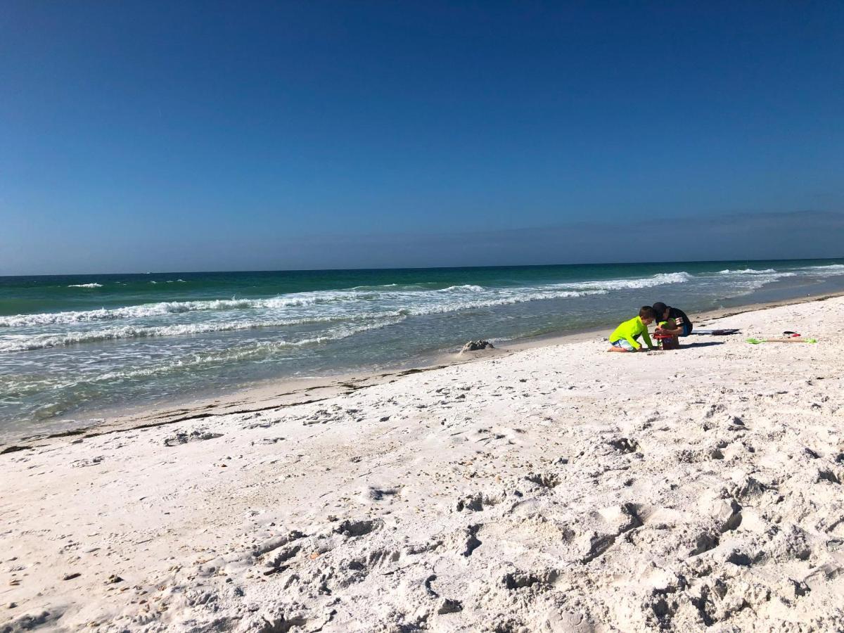Anna Maria Island Runaway Tropical Escape เบรเดนทันบีช ภายนอก รูปภาพ