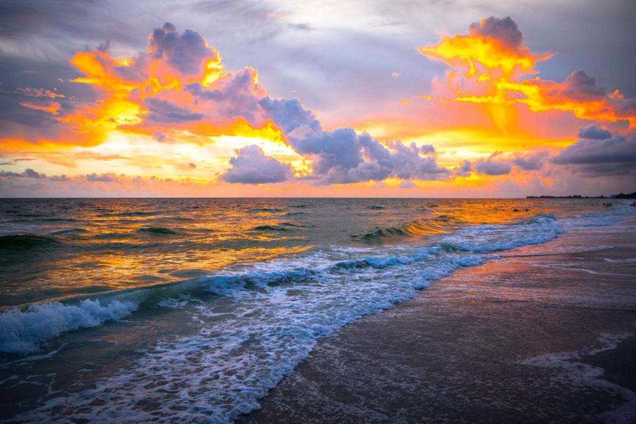 Anna Maria Island Runaway Tropical Escape เบรเดนทันบีช ภายนอก รูปภาพ