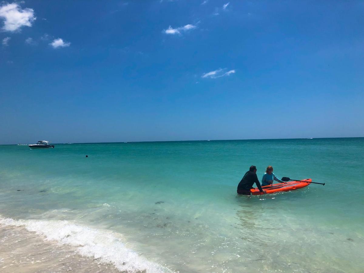 Anna Maria Island Runaway Tropical Escape เบรเดนทันบีช ภายนอก รูปภาพ